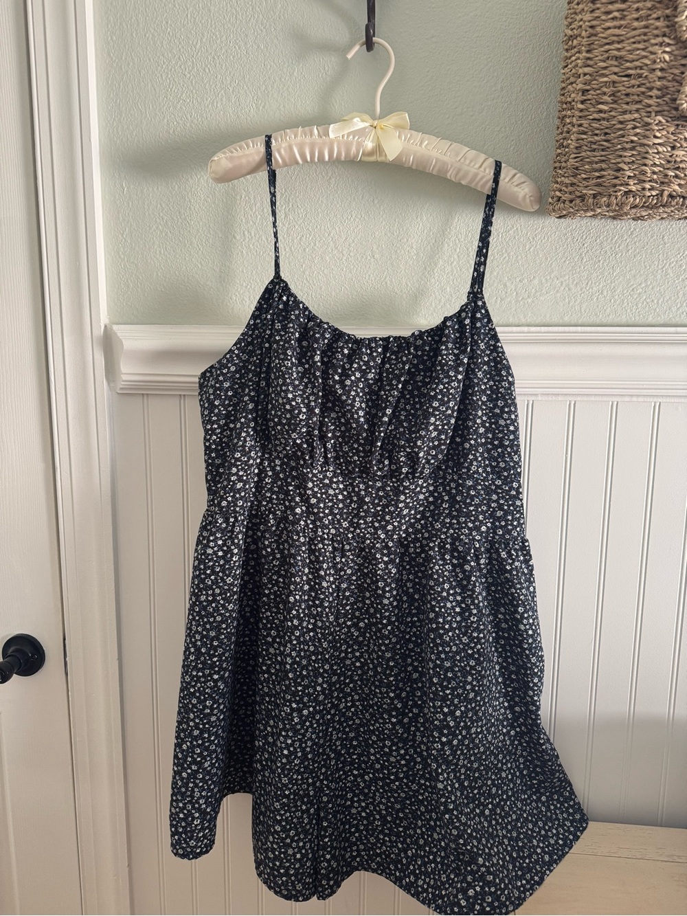 SHEIN Black Floral Spaghetti-Strap Romper